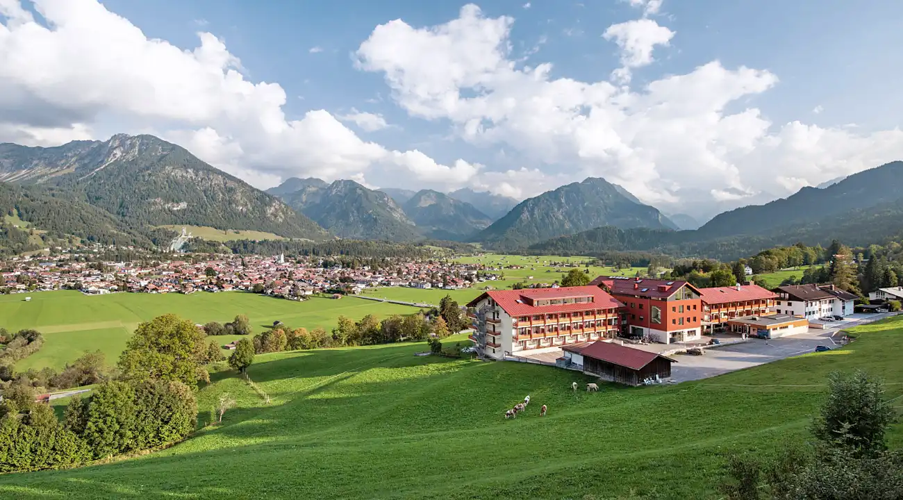 Ansicht der Adula Klinik von Norden